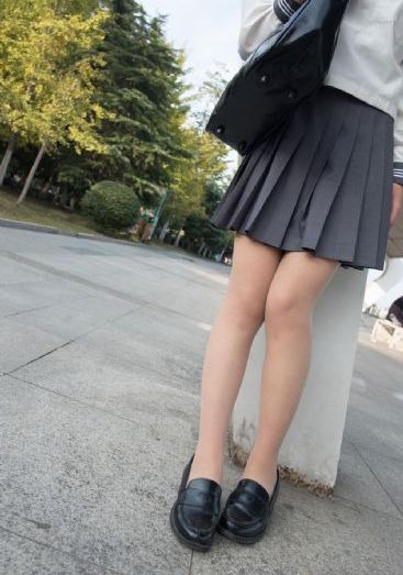 91精品卡一卡二卡乱码_高清高清视频播放